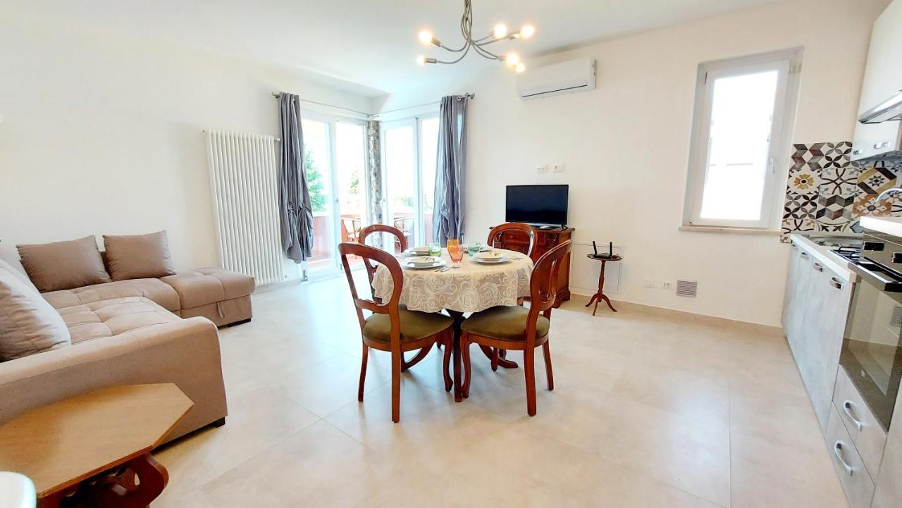Narcisa View Lake&Pool Apartment Bardolino Buitenkant foto